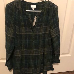 A beautiful green J Jill flannel print top! Brand new!